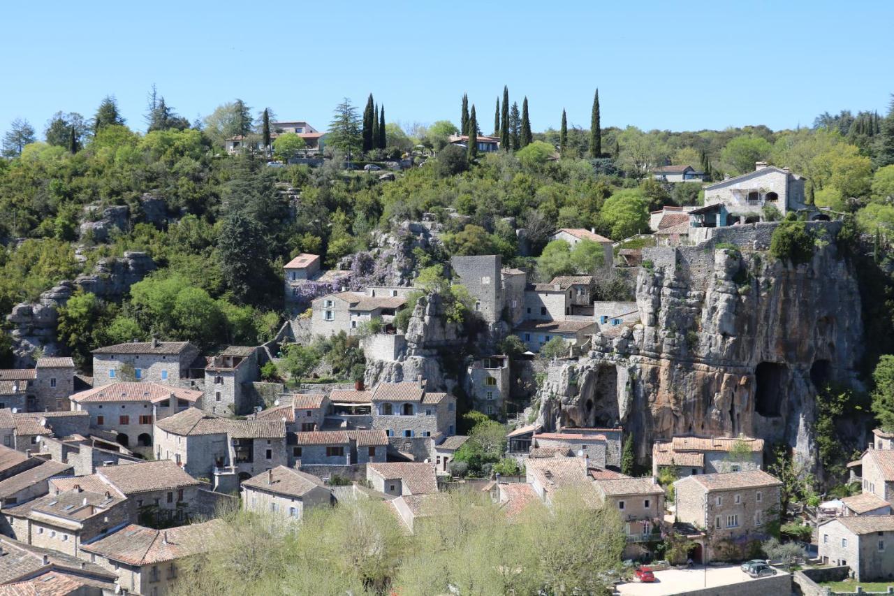 Saint-Julien-de-Peyrolas Maison Des Bourgades מראה חיצוני תמונה