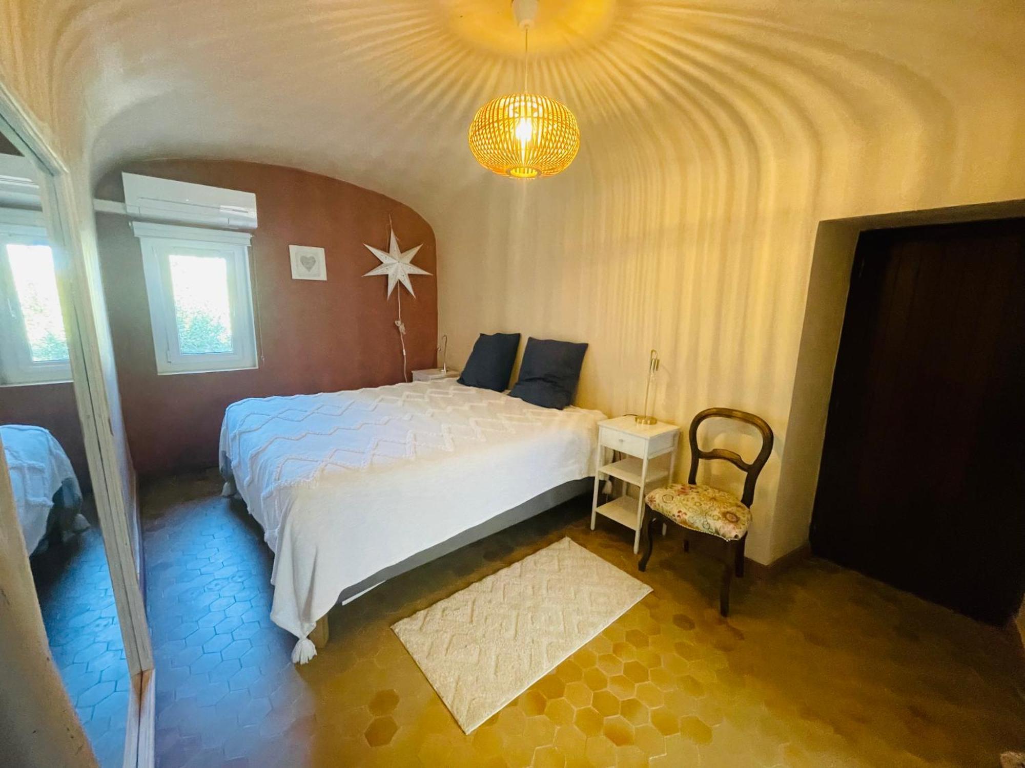 Saint-Julien-de-Peyrolas Maison Des Bourgades מראה חיצוני תמונה